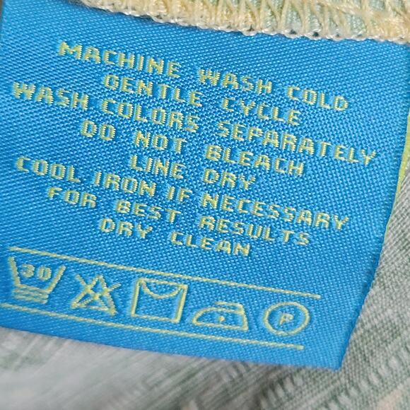 Bermuda Bay Hawaiian Shirt Men's Size XL 100% Silk Floral Design Soft - Picture 4 of 9